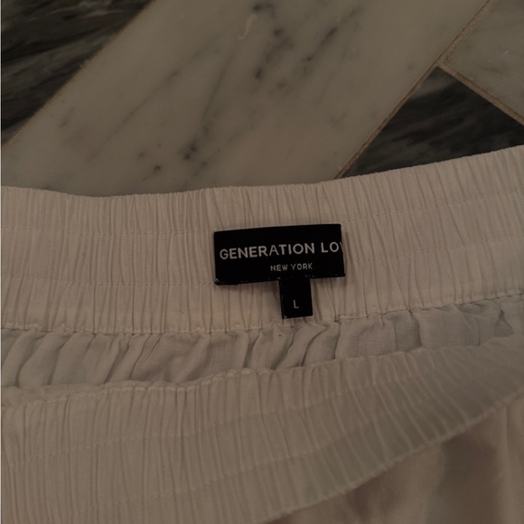 Scalloped White Eyelet Skirt - Picture 3 of 3